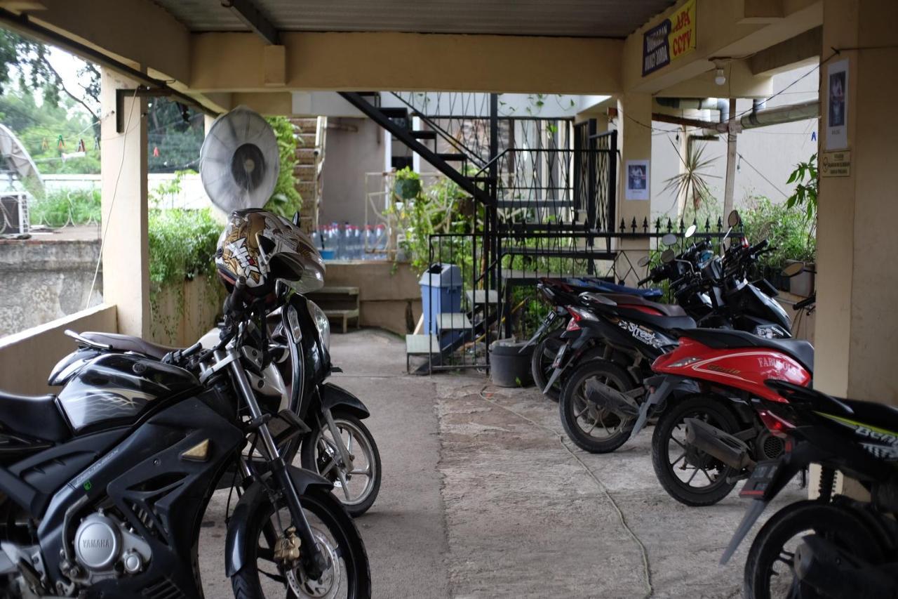 Pondok Sabaraya Haji Juanda Cikampek Purwakarta Karawang Extérieur photo