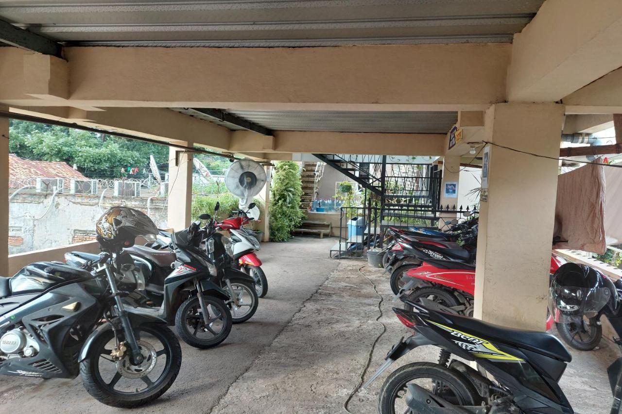 Pondok Sabaraya Haji Juanda Cikampek Purwakarta Karawang Extérieur photo